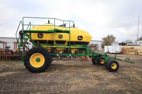 1910 430 Tow Behind Cart